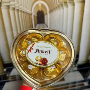 Socola Jinkeli hộp nhựa trái tim (6 viên)